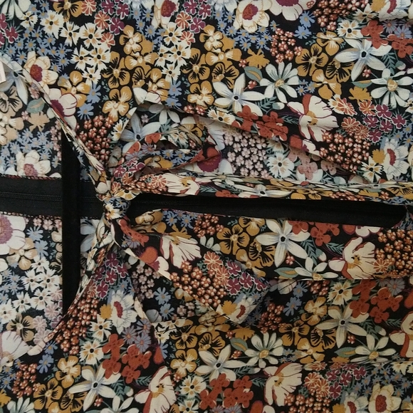 Forever 21 blouse - Picture 6 of 6